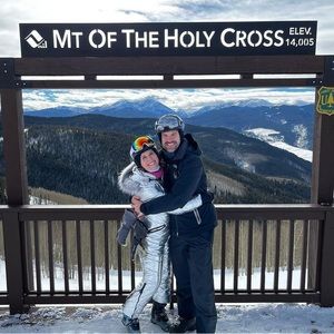 Silver ski suit with belt - Medium